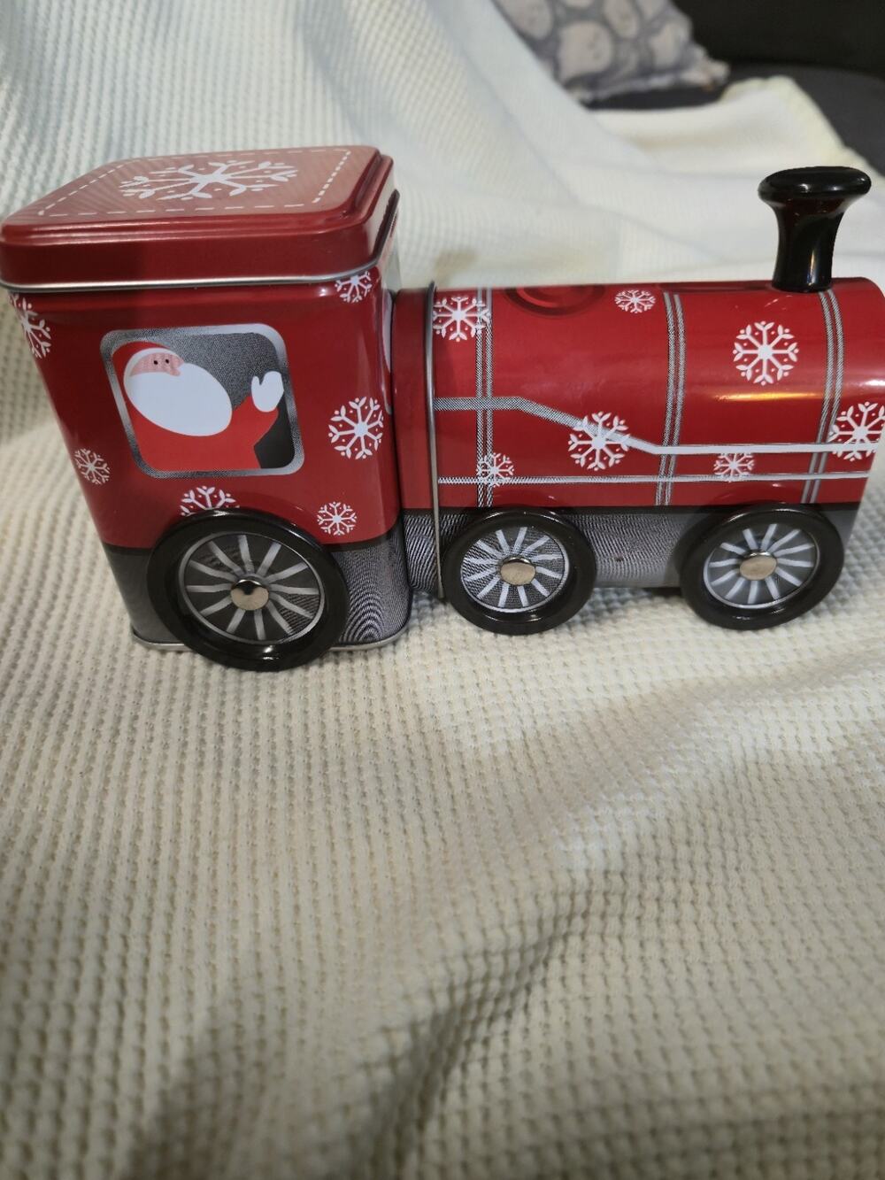 Vintage Christmas Train Tin Moving Wheels Open Top Engine Storage Box